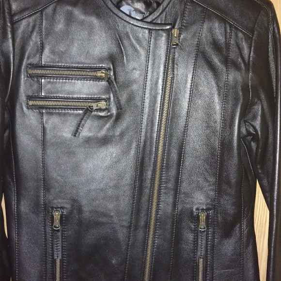 Form fitting Leather jacket NWOT - Picture 3 of 8